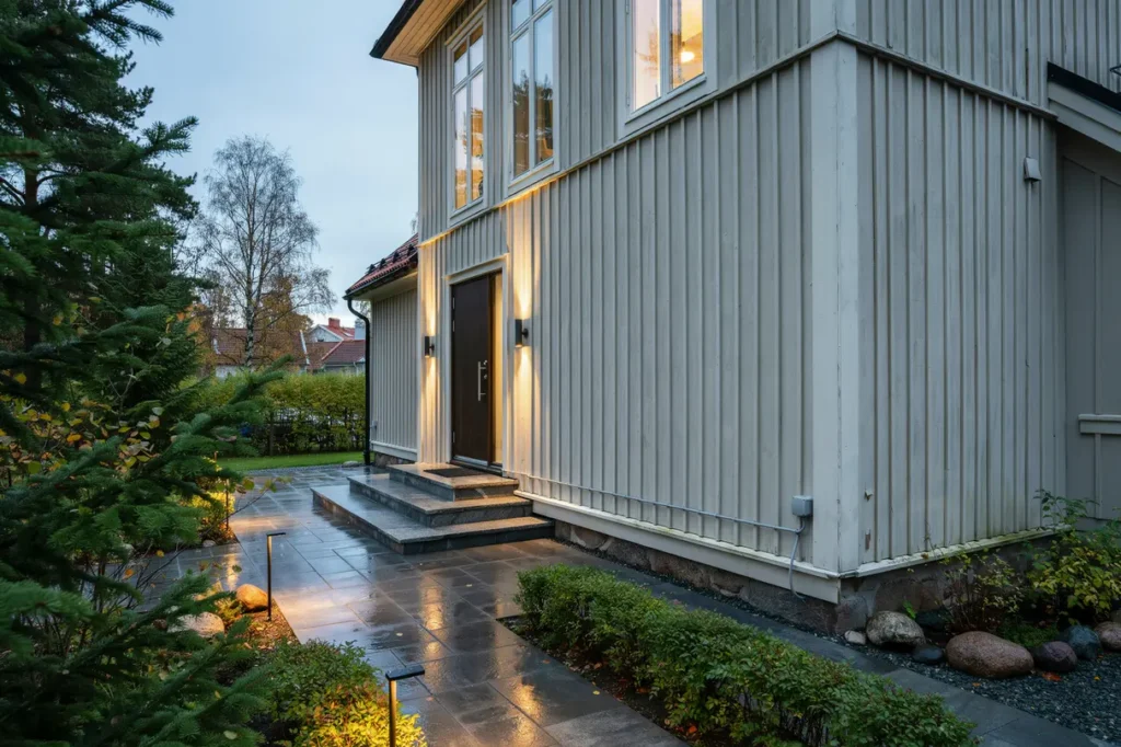 ljus som lyfter hemmet smarta belysningsid er f r en tryggare och mer trivsam villa